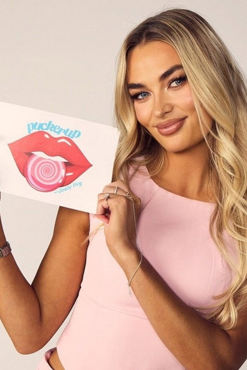 Poster de Pucker Up with Joely Live