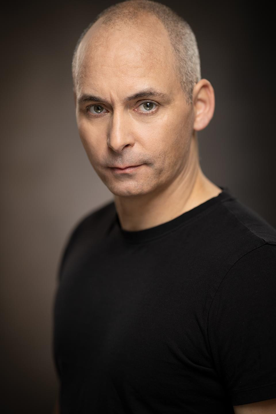 et billede af Trevor Hinton