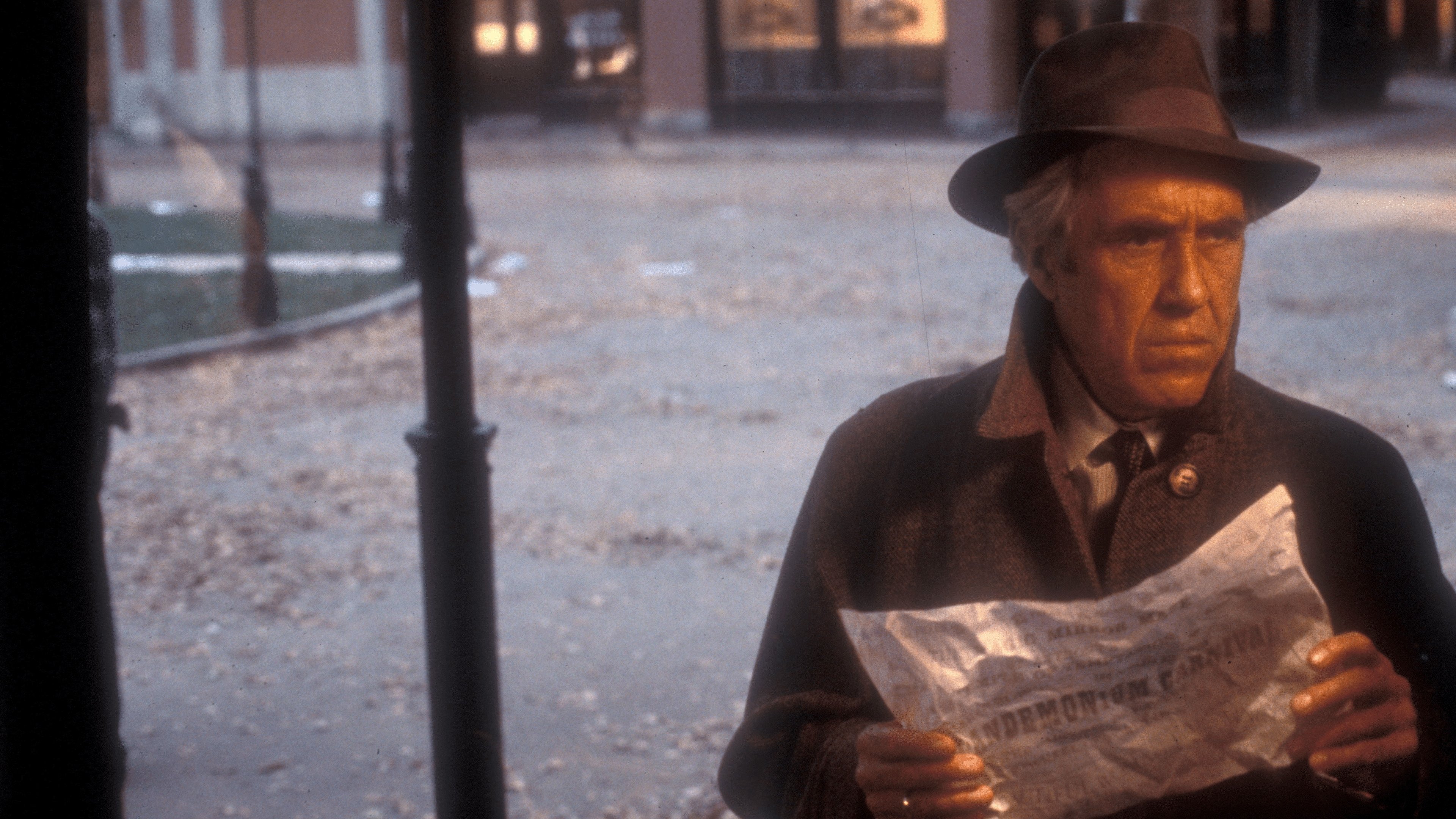 Something Wicked This Way Comes (1983)