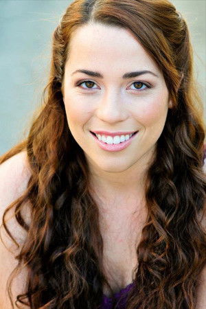 et billede af Samantha Aper