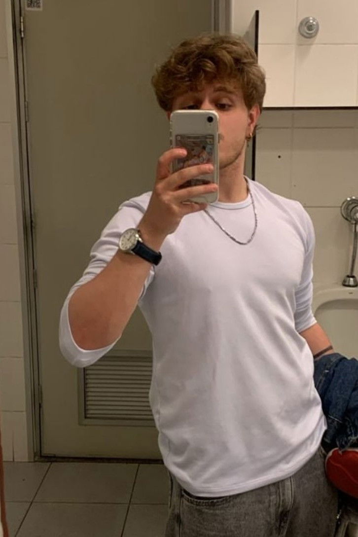 et billede af João Pedro Admiral