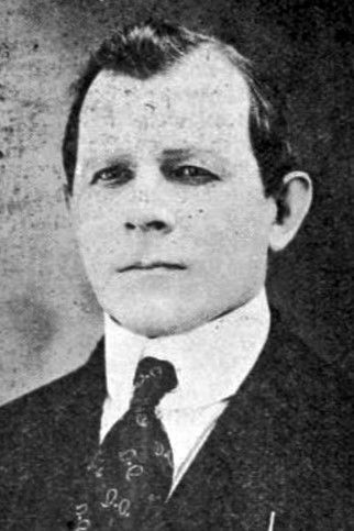 et billede af James Harris