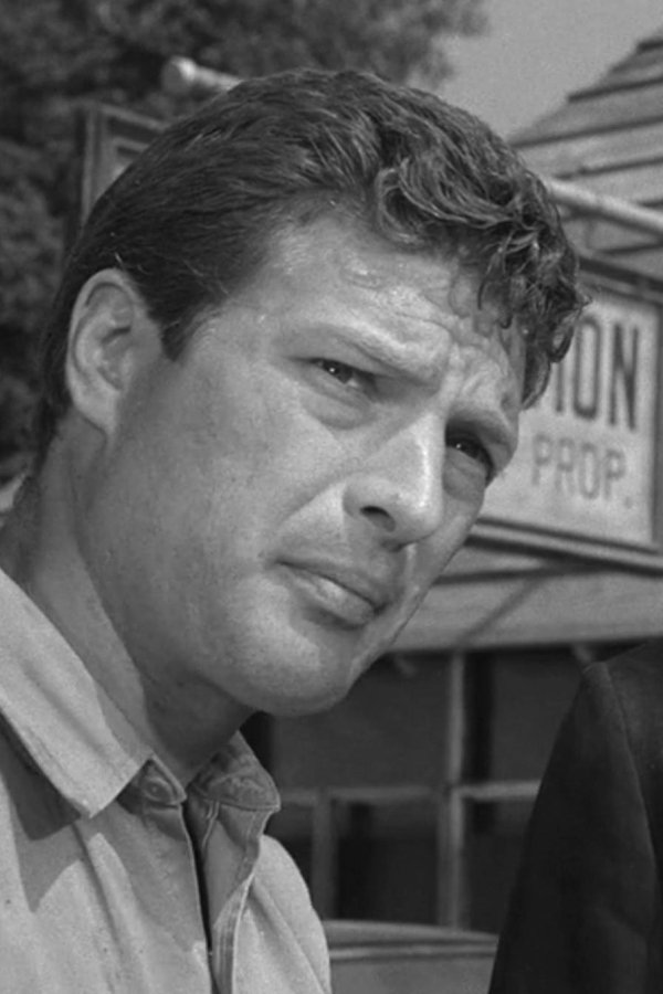 et billede af Sheridan Comerate