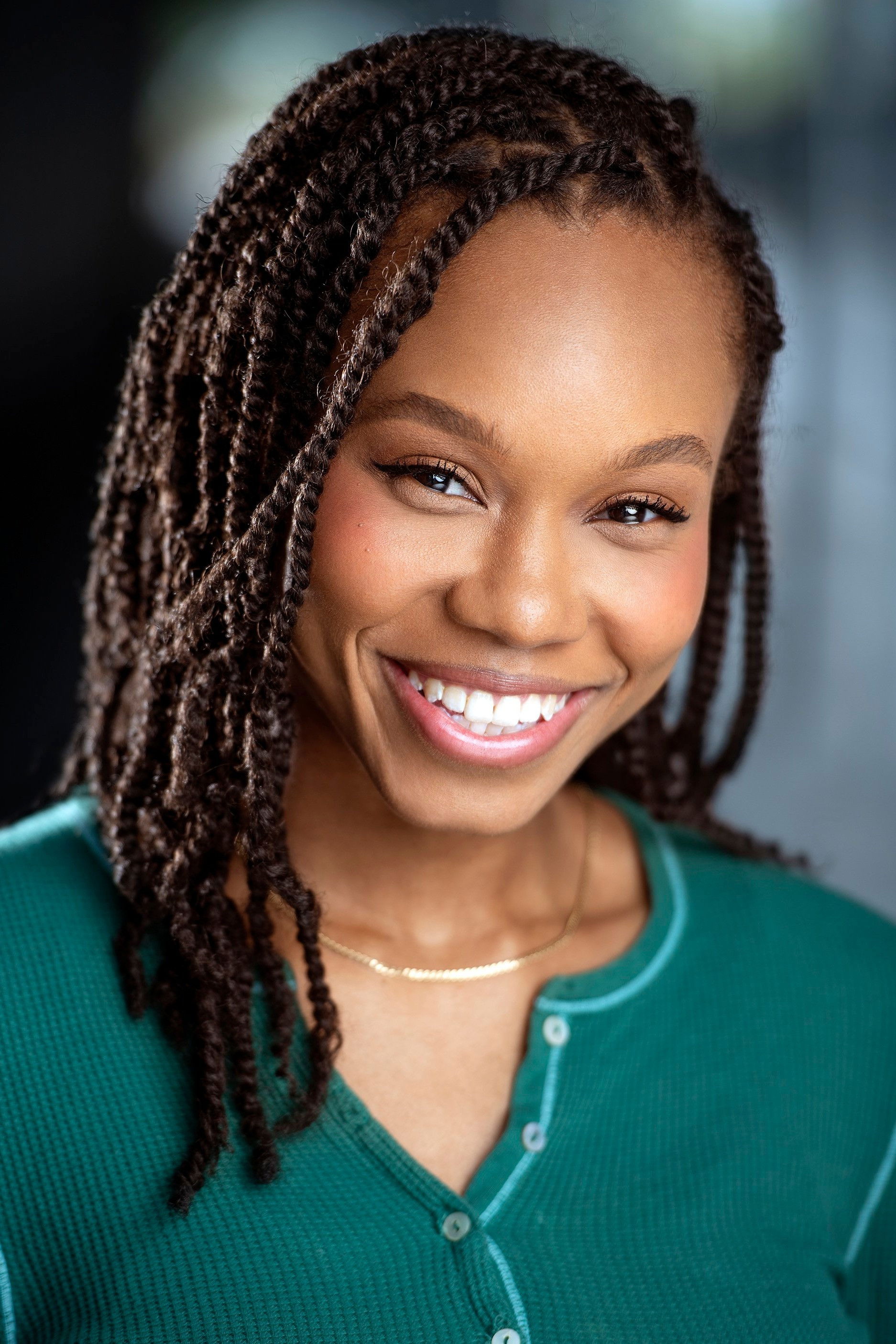 et billede af Alexis Holt