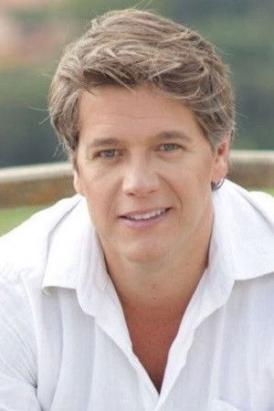 et billede af David Cardoso Jr.