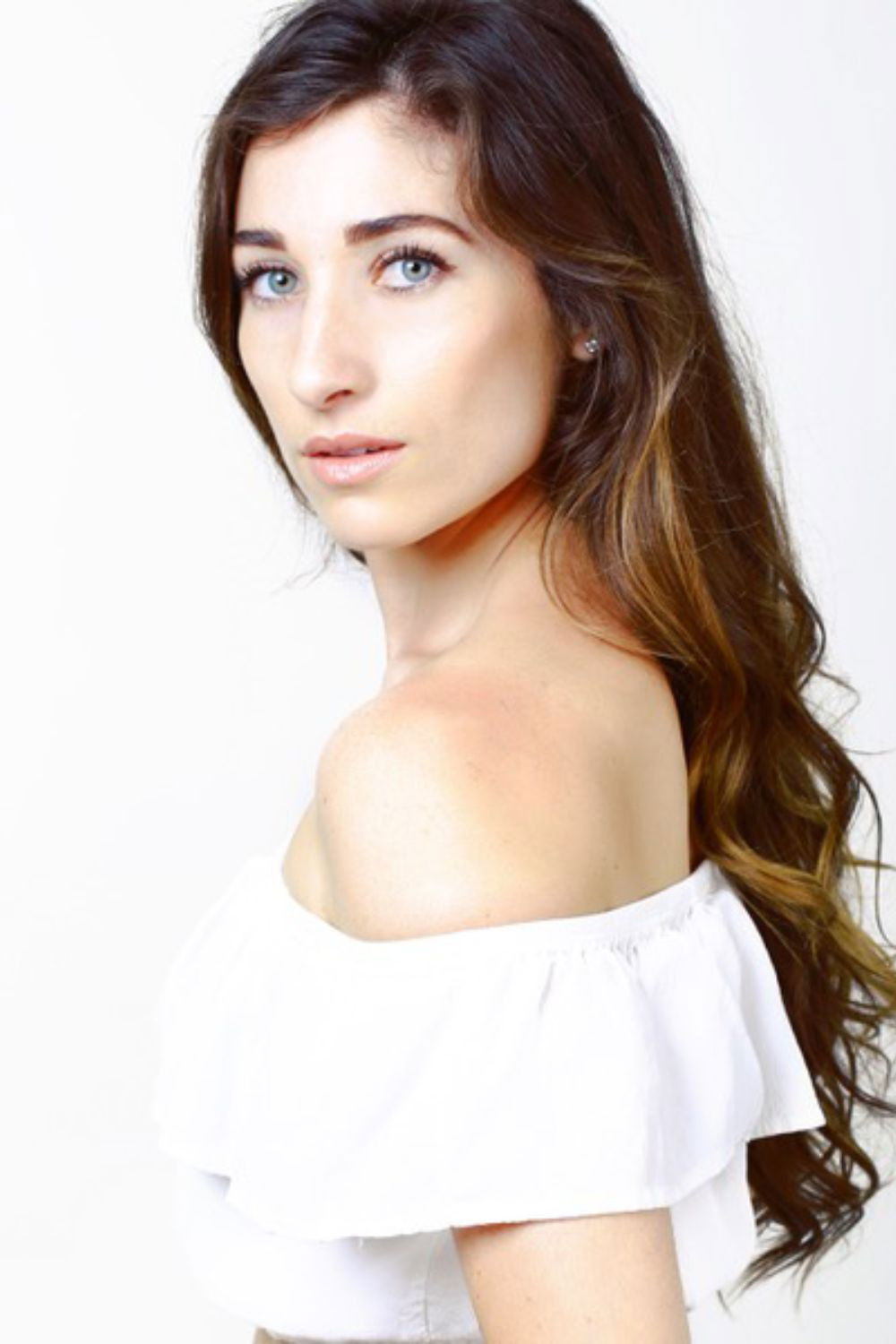 et billede af Mia DiLena