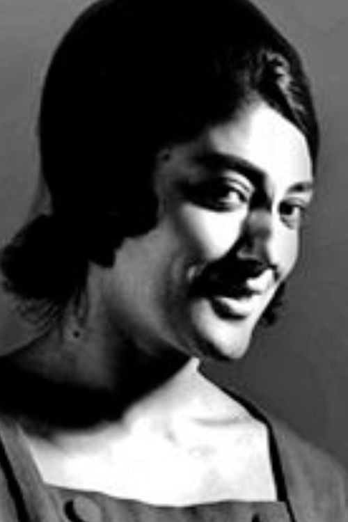 et billede af Nona Petrosyan