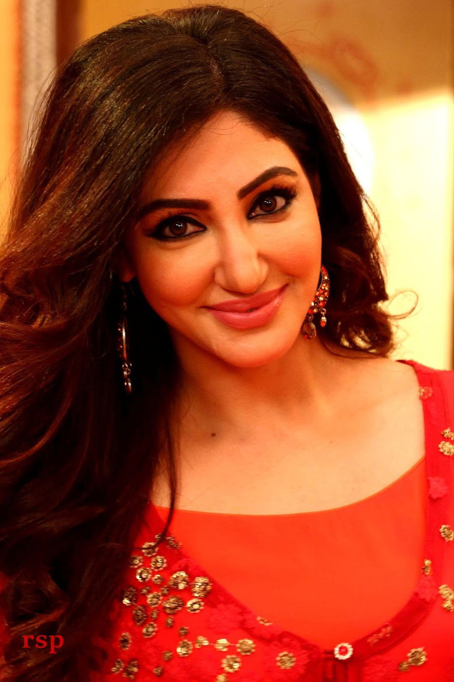 et billede af Reyhna Malhotra