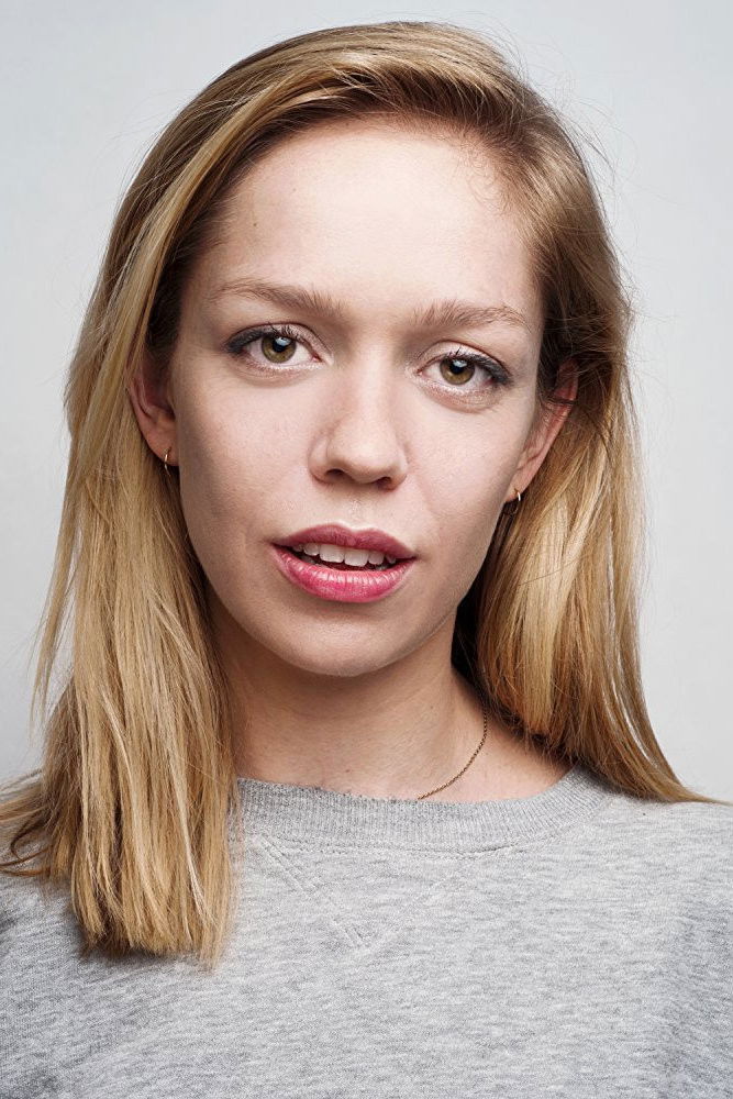 et billede af Louisa Hollway