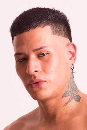 et billede af Aaron Blue