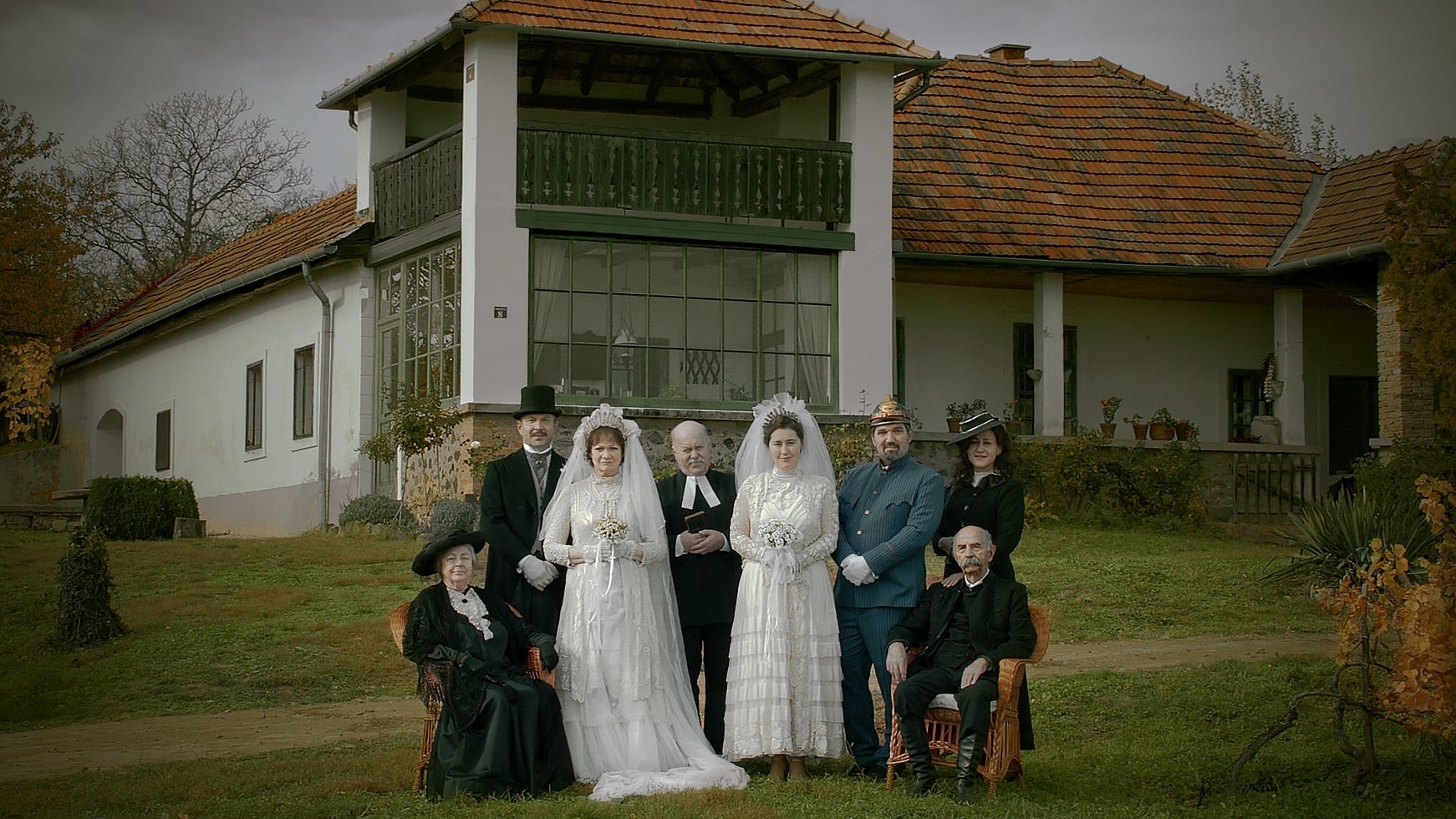 Mom and Other Loonies in the Family (2015)