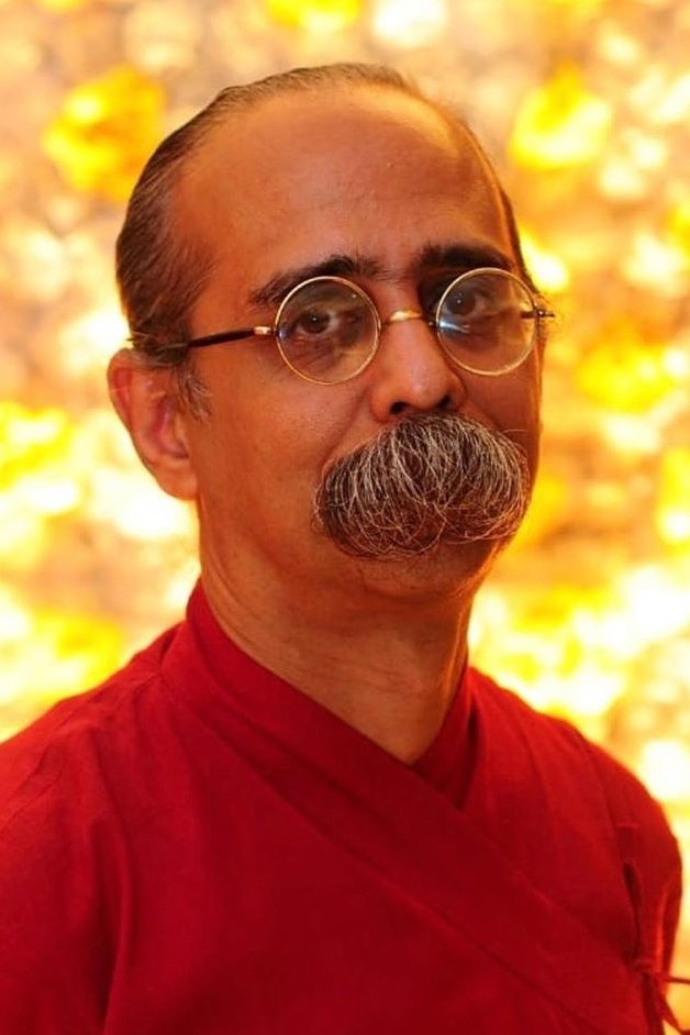 et billede af Ashish Avikunthak