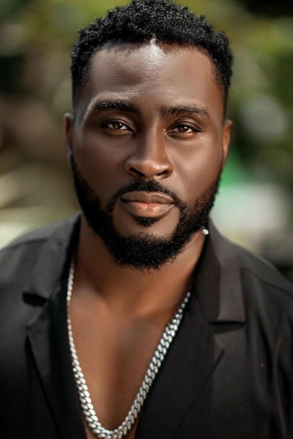 et billede af Perez Egbi