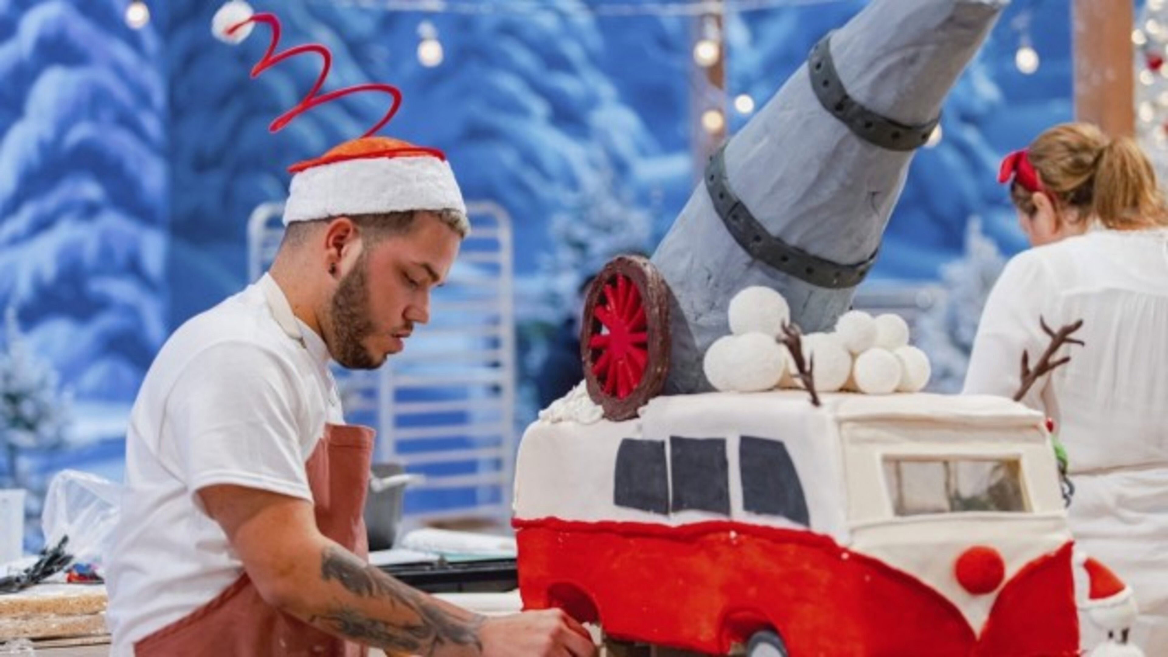 Holiday Wars S03E04 backdrop