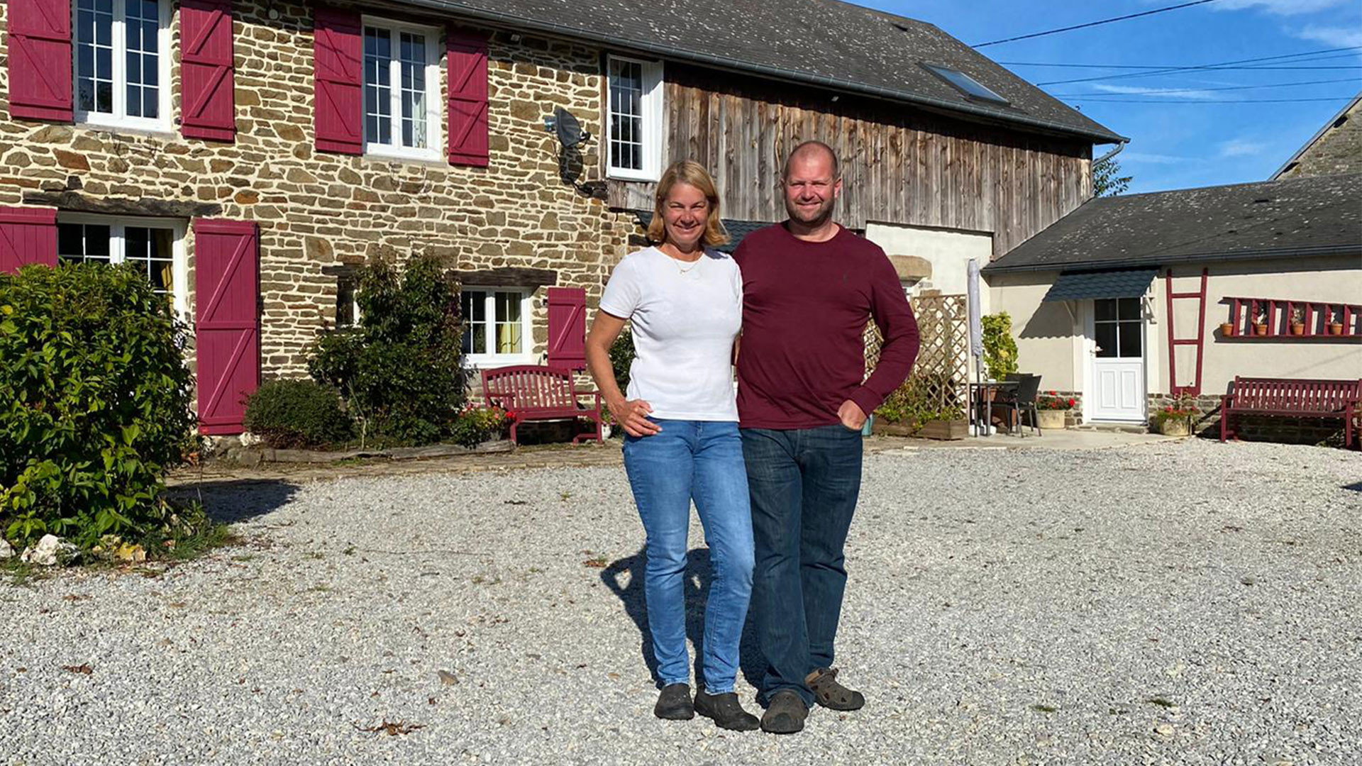 A New Life in the Sun: Where Are They Now? S06E06 backdrop