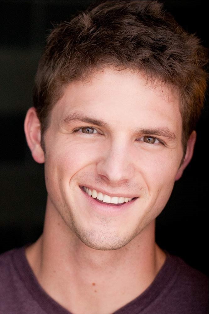 et billede af Tyler Weaks