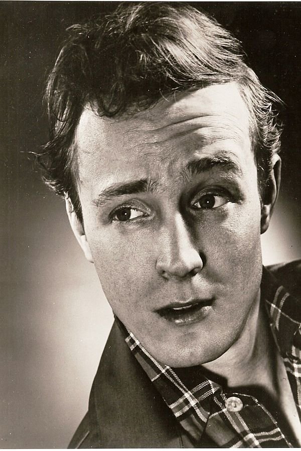 et billede af John Forrest