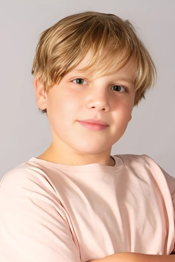 Stan Van Veen as Gaston