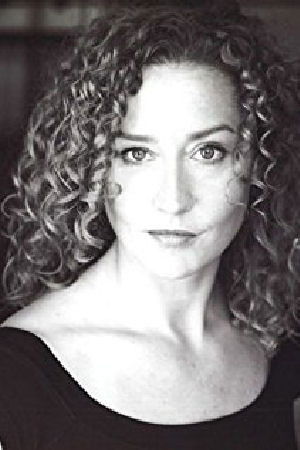 et billede af Karen Heaven