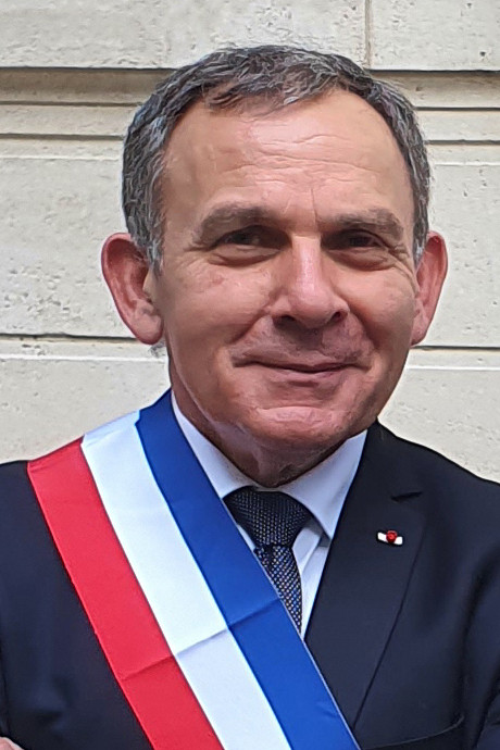 et billede af Francis Szpiner