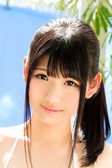 et billede af Taira Marin