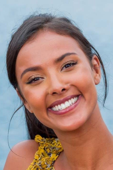 et billede af Maya Jama