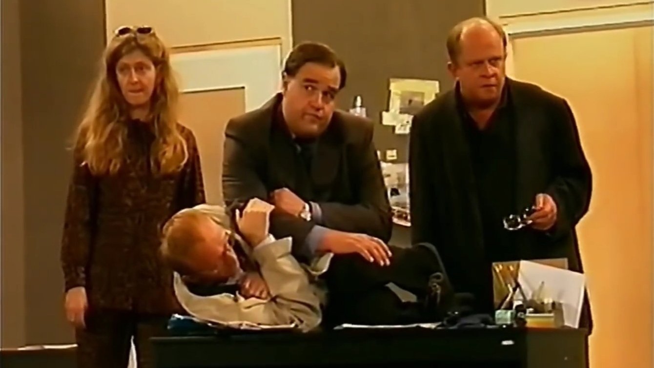 Na planie nowego serialu "Miodowe lata" (1998)
