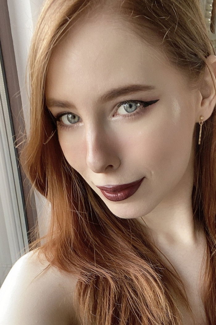 et billede af Molly Redwolf