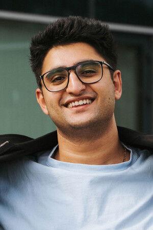 et billede af Amir Motaffaf