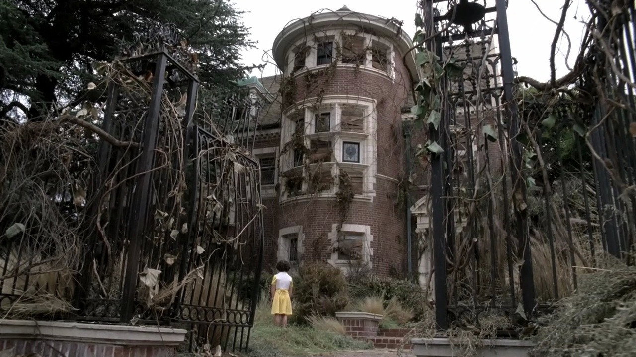 Behind the Fright: The Making of American Horror Story