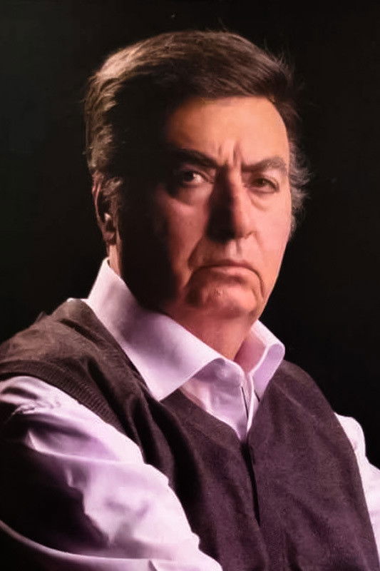 et billede af Nasser Tahmasb