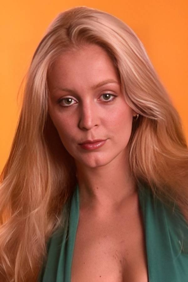 et billede af Cheryl Rixon