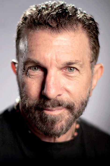 et billede af Bobby Roth