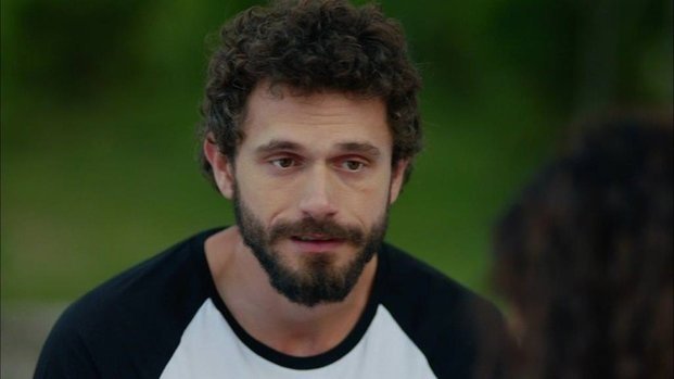 Seviyor Sevmiyor