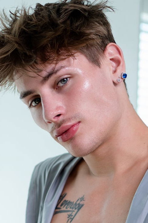 et billede af Cyrus Stark