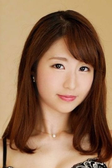 et billede af Aya Mamiya