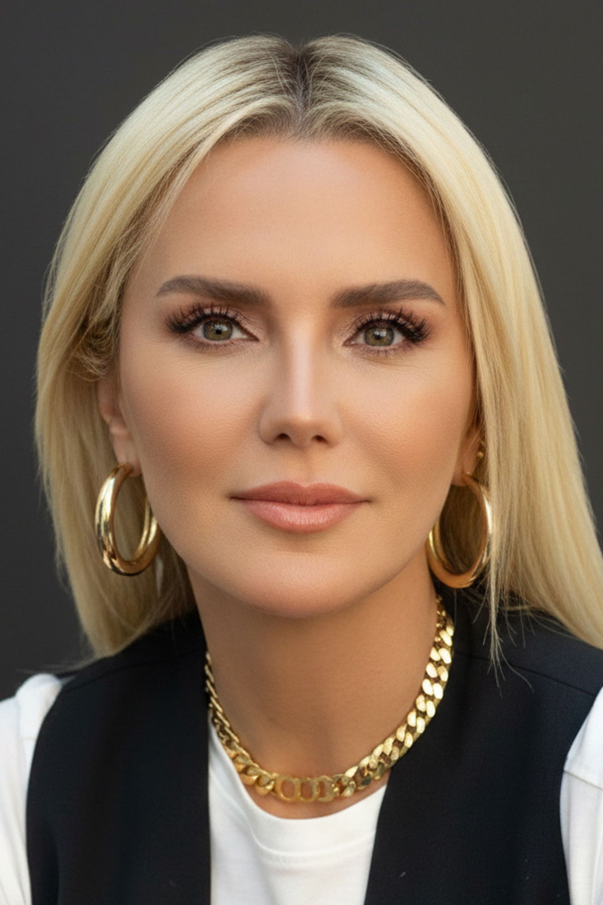 et billede af Ece Erken