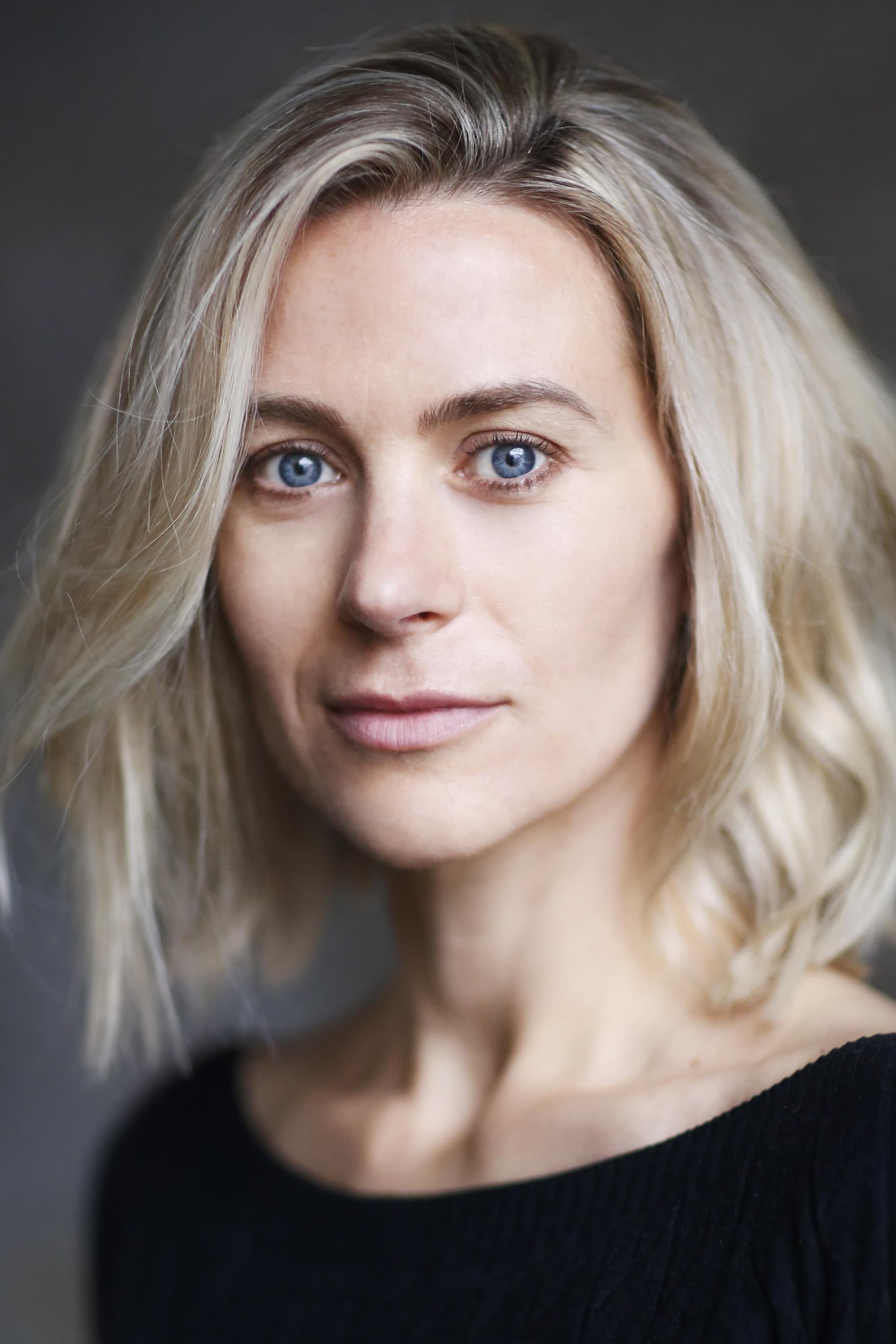 et billede af Lucy Lowe