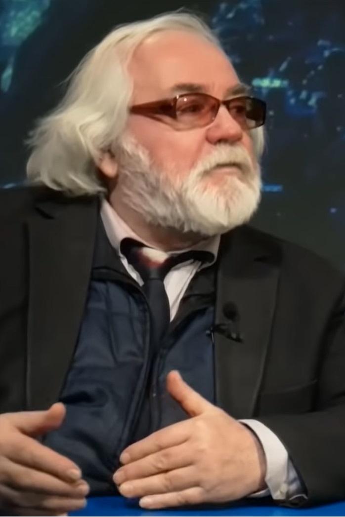 Gjenadi Tishçenko backdrop