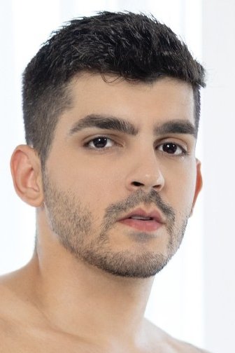 Profile image of Vitor Alves, a notable actor/actress