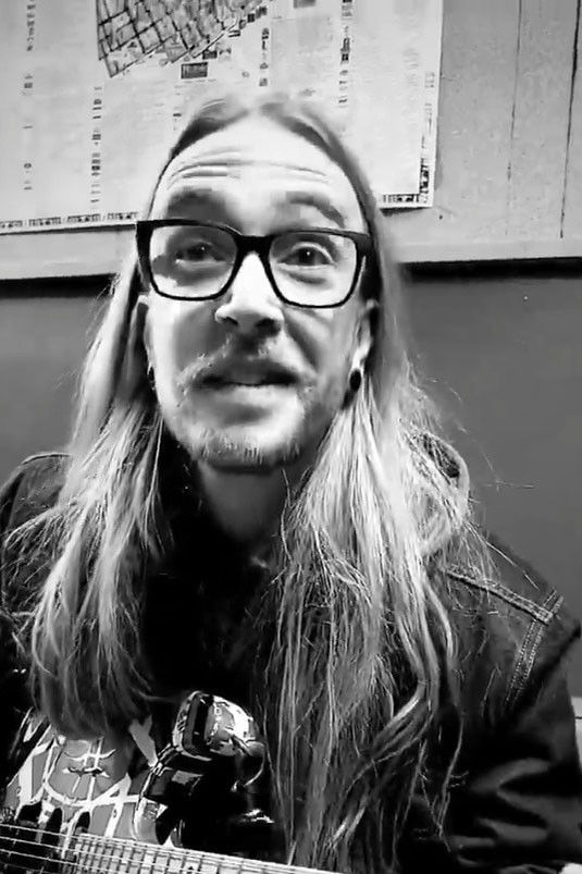 et billede af Tim Öhrström