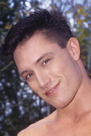 et billede af Taylor Ray