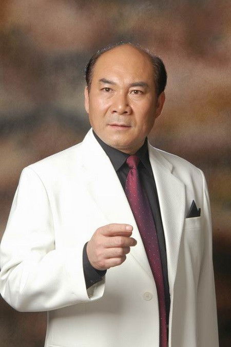 et billede af Xue Yong