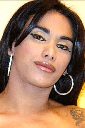 et billede af Claudia Lins