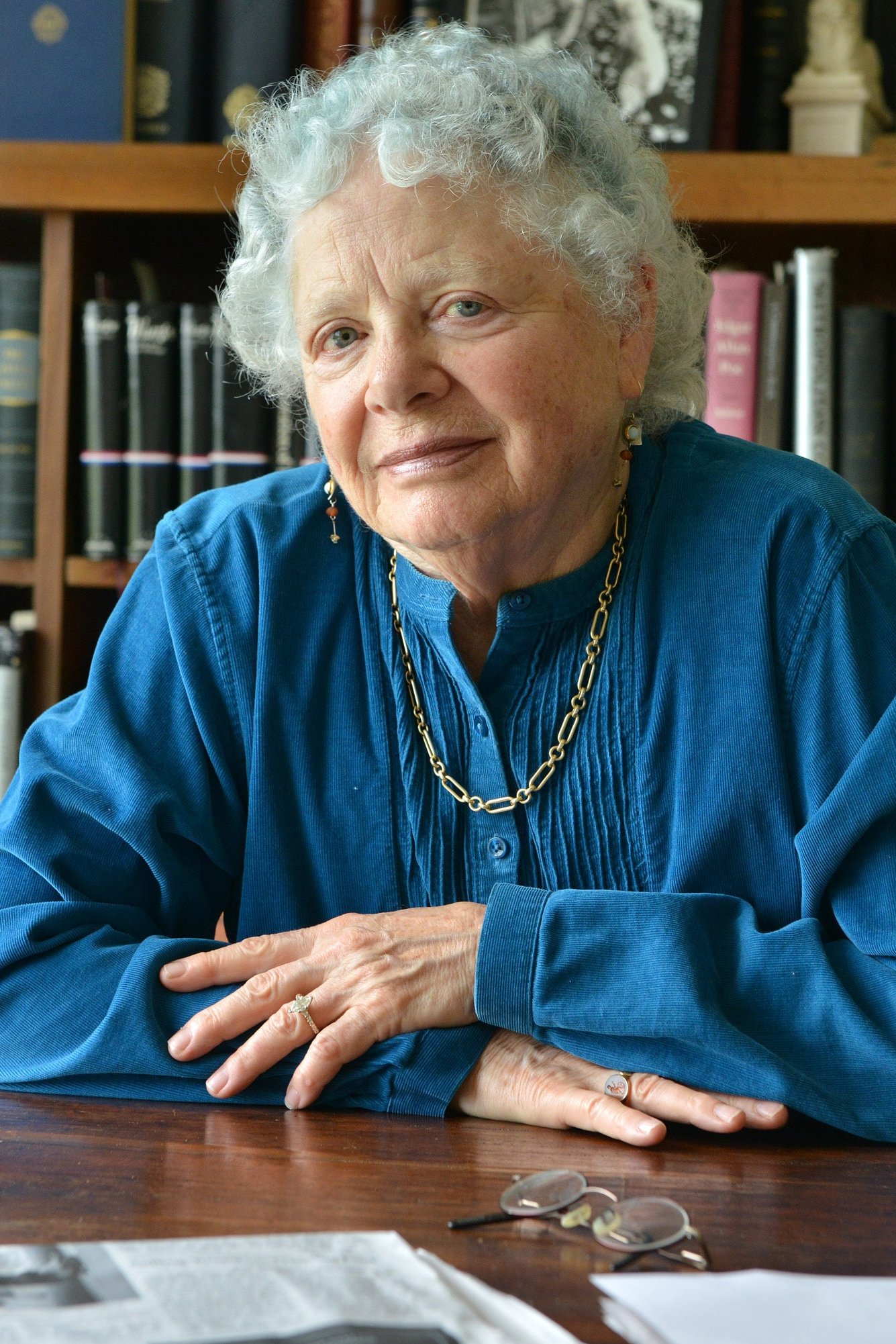 et billede af Anne Bernays