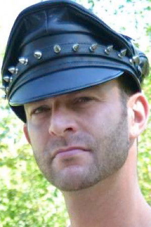 et billede af Aaron Cedar