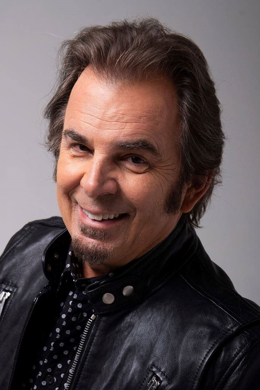 et billede af Jonathan Cain