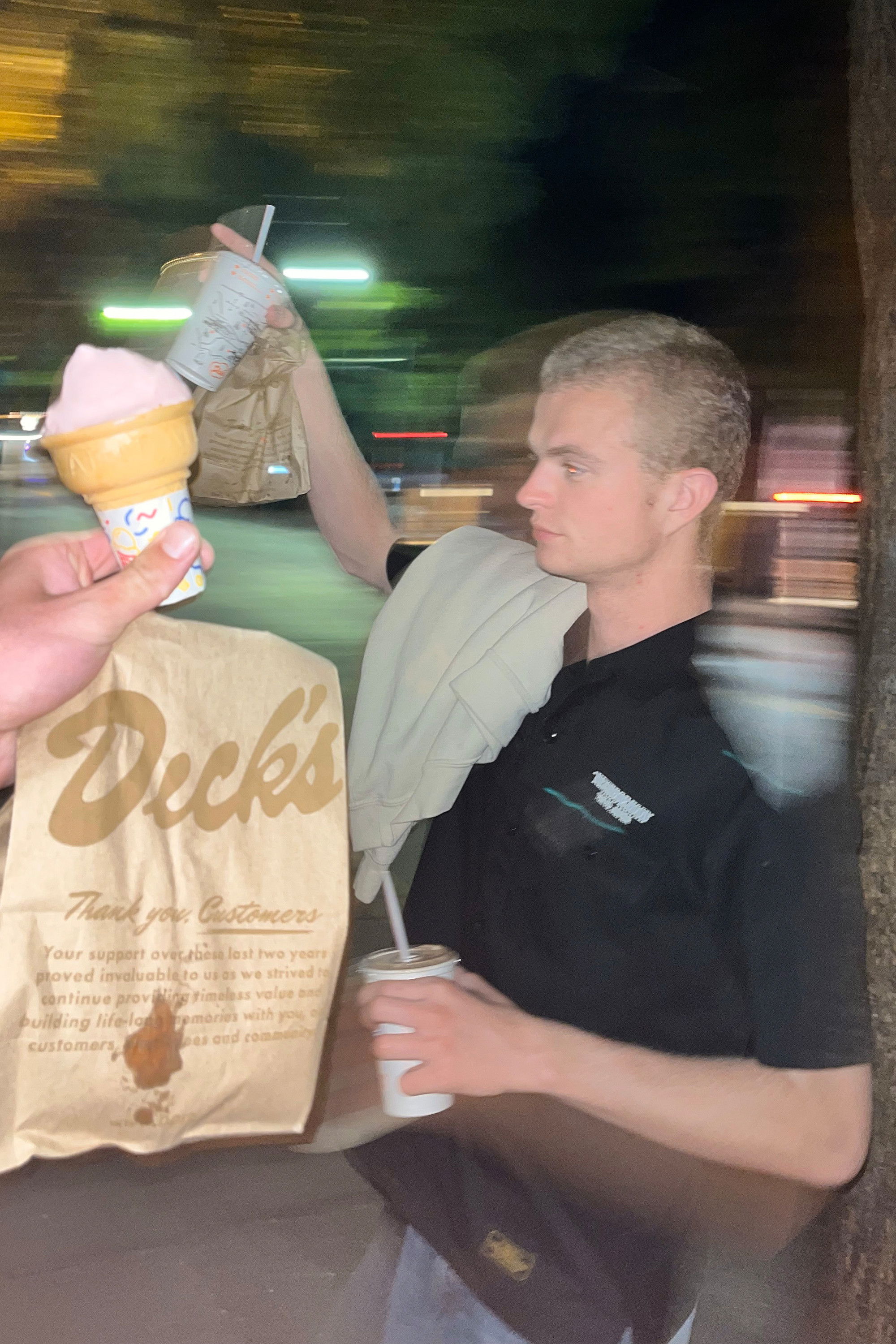 et billede af Logan Richards