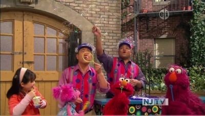 Sesame Street Season 42 :Episode 3  The Bubble Fest