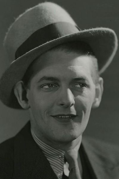 Per Gundmann's picture in the cast